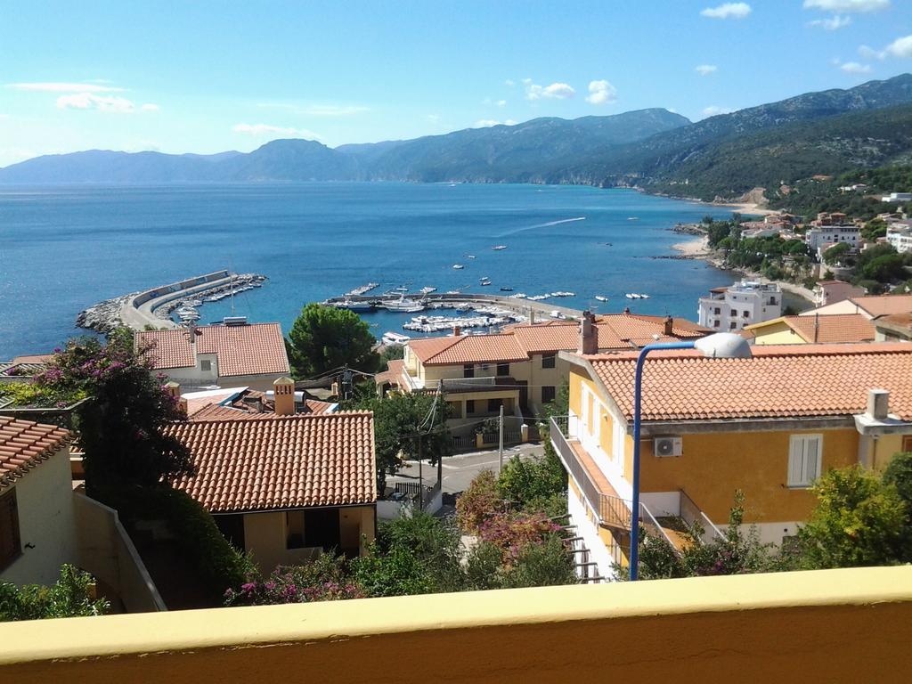 Appartamento Neruda Cala Gonone Ruang foto